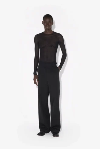 Das Jean Paul Gaultier Oberteil mit Flockdruck