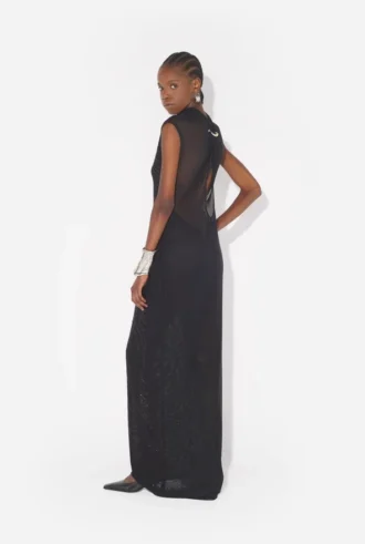 Das lange Pailletten-Kleid