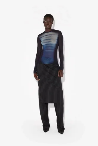 das le male oberteil 2 330x491 - Das &bdquo;Le Male&ldquo;-Oberteil