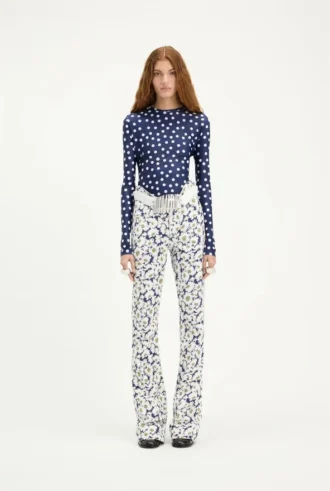 Das Polka-Dot-Oberteil