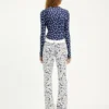 Das Polka-Dot-Oberteil