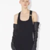 Das schwarze Piercing-Kleid Das schwarze Piercing-Kleid