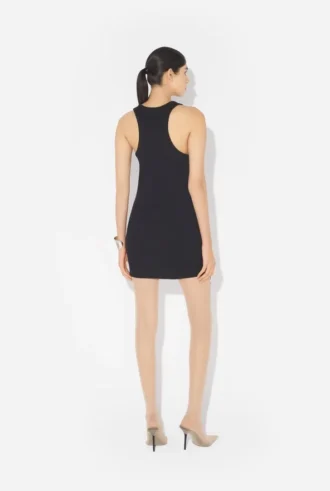 Das schwarze Strumpfhalter-Kleid