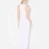 Das weiße Piercing-Kleid Das weiße Piercing-Kleid