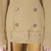 Der Trenchcoat mit Cut-outs Der Trenchcoat mit Cut-outs