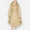 Der Trenchcoat mit Kapuze Der Trenchcoat mit Kapuze