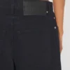 Die Denim-Jeans mit Druckknöpfen