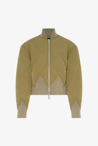 Die khakifarbene Bomberjacke mit Rautenmuster