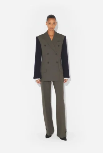Die Zweimaterial-Jacke