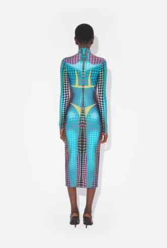 Neuauflage – das Kleid mit blauem Punktmuster